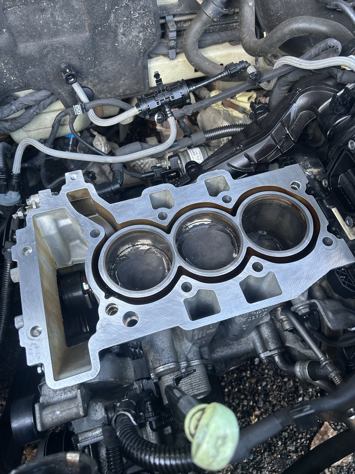 DAB Automotive completed vehicle repair and engine work 9